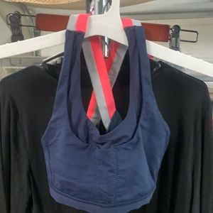 Ladies lululemon sports bra size 6